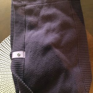 Lululemon winter infinity scarf